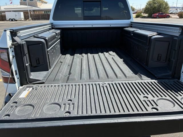 Certified 2023 Nissan Titan Platinum Reserve w/ Moonroof Package AWD/4WD image 11