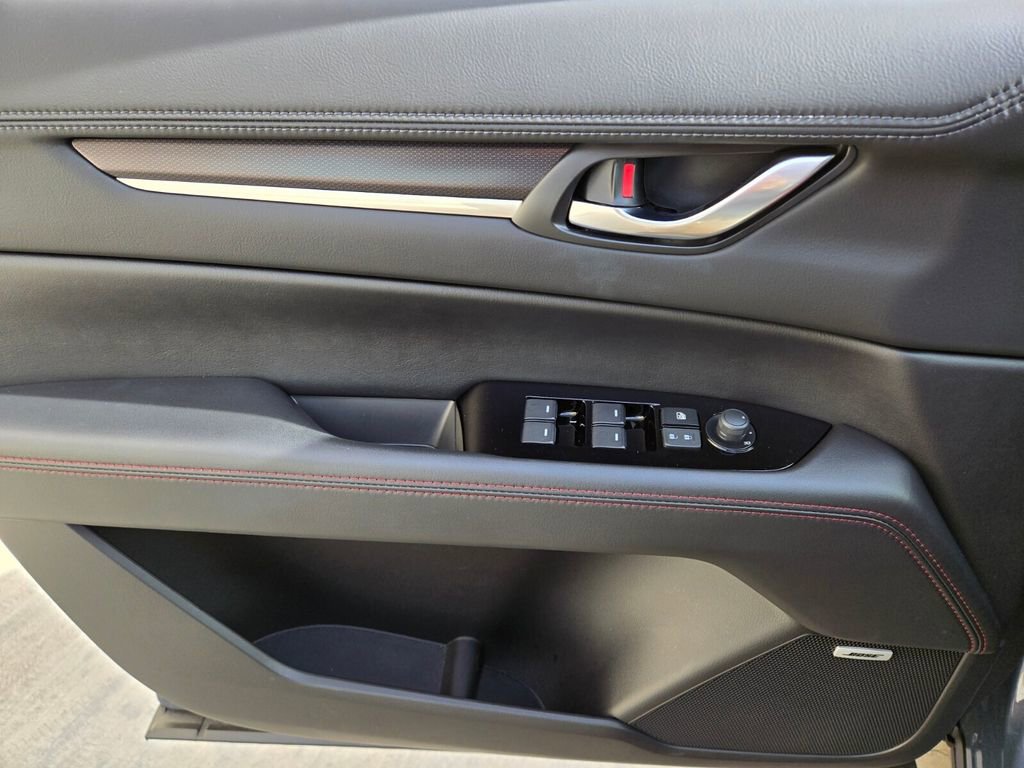 Used 2025 MAZDA CX-5 Carbon Edition image 23