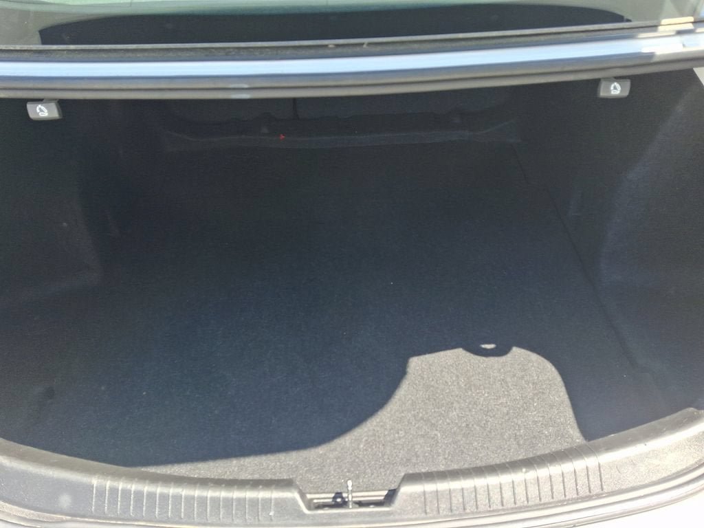 Certified 2024 Chevrolet Malibu LT FWD image 30