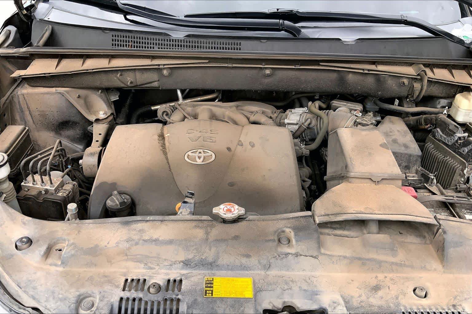 Used 2018 Toyota Highlander SE AWD/4WD image 30