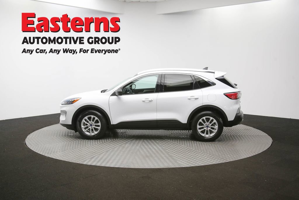 Used 2022 Ford Escape SE image 59