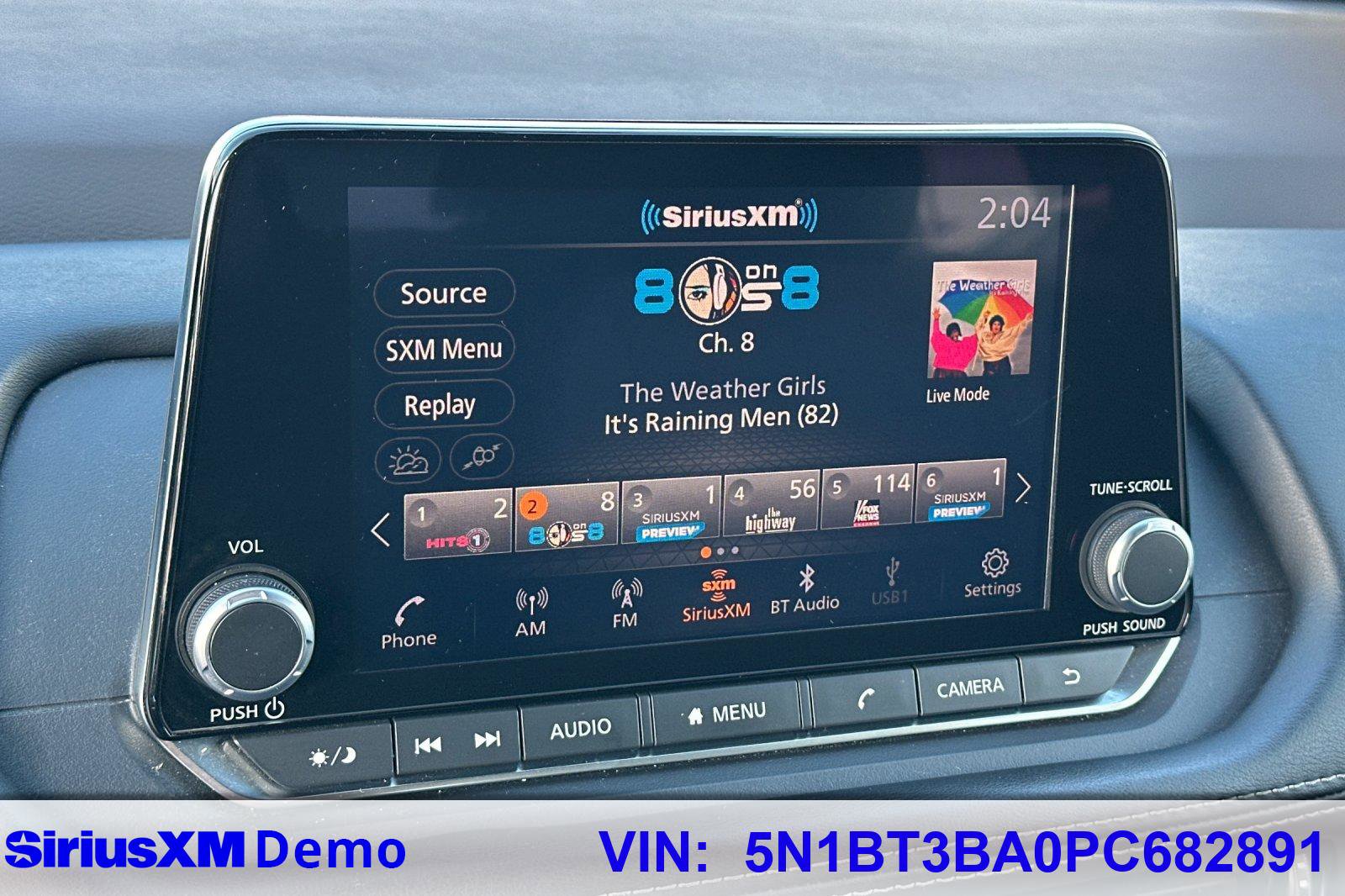 Used 2023 Nissan Rogue SV image 28