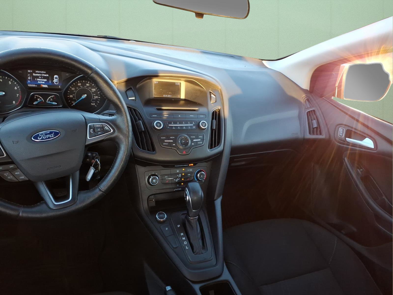 Used 2017 Ford Focus SE w/ Cold Weather Package image 15