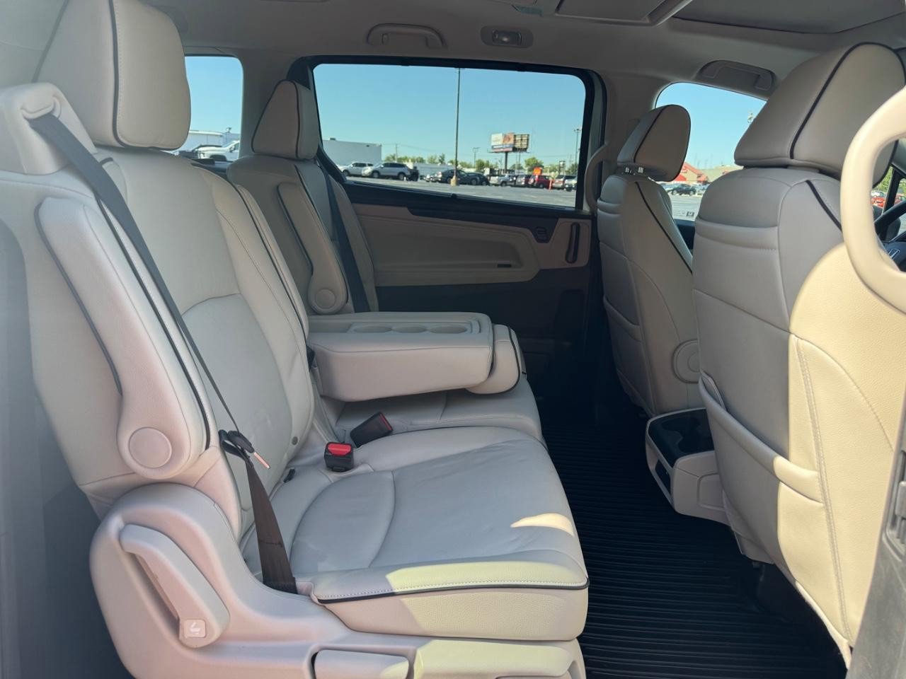Certified 2025 Honda Odyssey Touring image 10