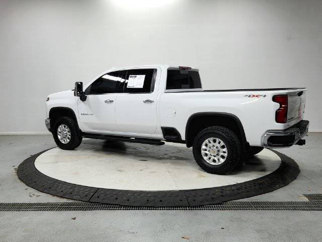 Used 2025 Chevrolet Silverado 2500 LTZ w/ LTZ Convenience Package AWD/4WD image 6