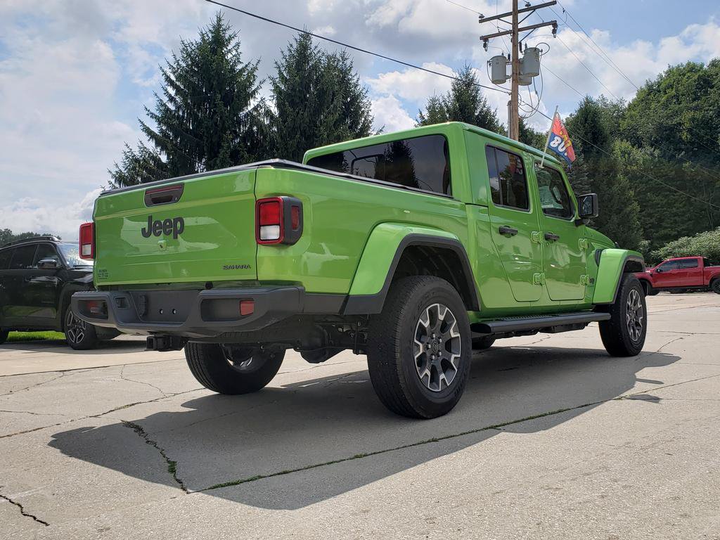 New 2026 Jeep Gladiator Sport AWD/4WD image 3