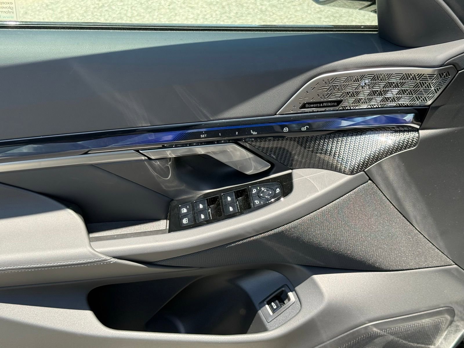 New 2027 BMW M5 w/ Carbon Package AWD/4WD image 19
