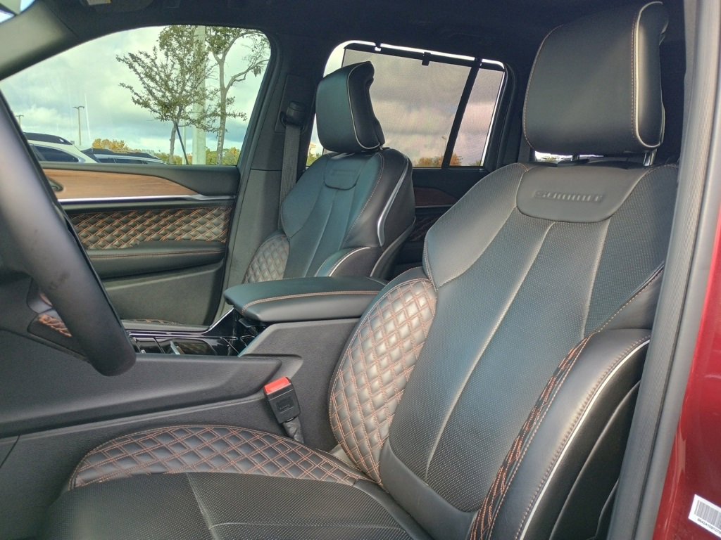 Used 2022 Jeep Grand Cherokee Summit w/ Advanced Protech Group IV image 14