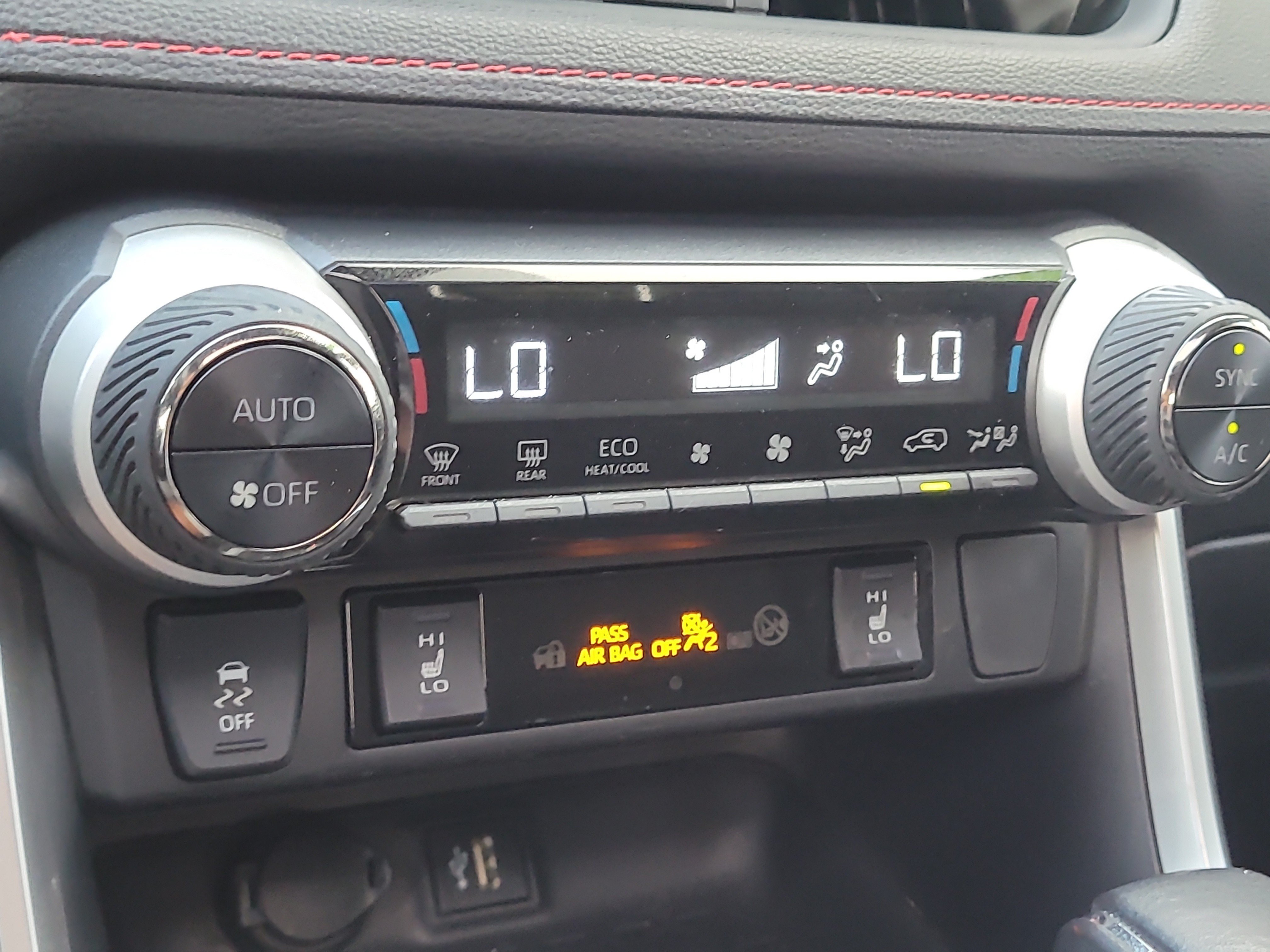 Certified 2023 Toyota RAV4 SE w/ Weather & Moonroof Package AWD/4WD image 27