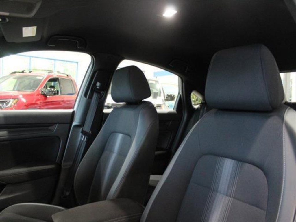 Used 2023 Honda Civic Sport image 14