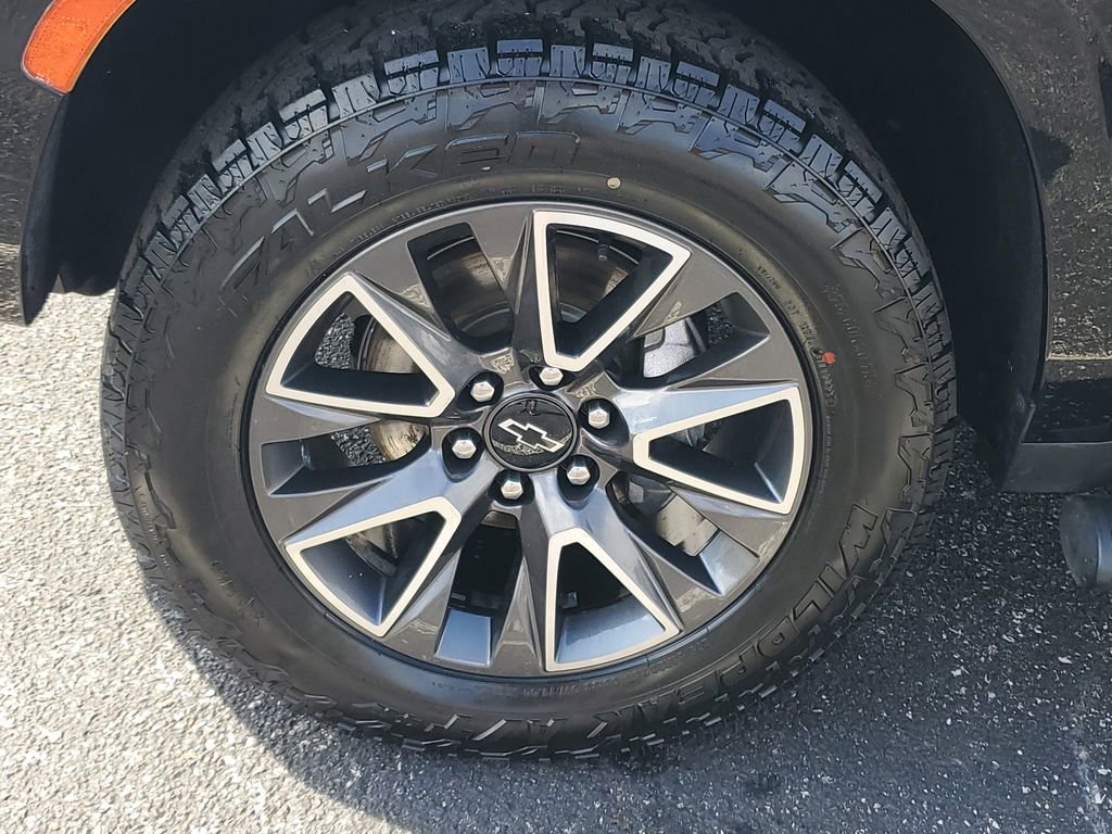 Used 2022 Chevrolet Tahoe Z71 w/ Luxury Package image 34
