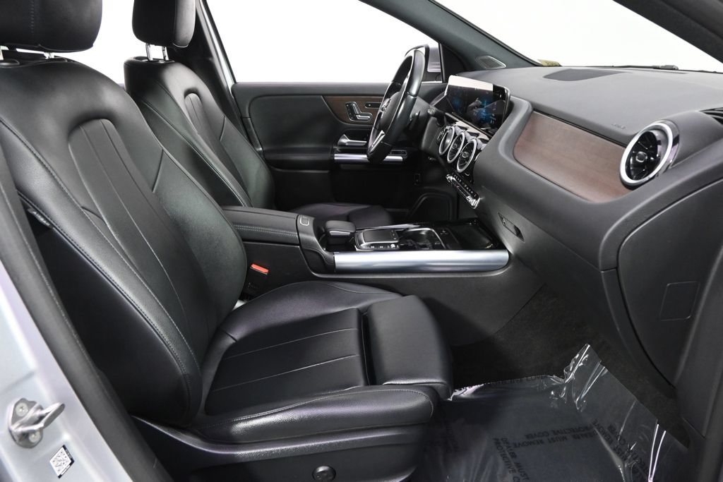 Used 2022 Mercedes-Benz GLA 250 4MATIC image 16