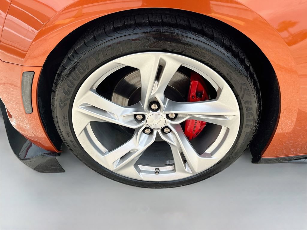 Used 2022 Chevrolet Camaro SS RWD image 29