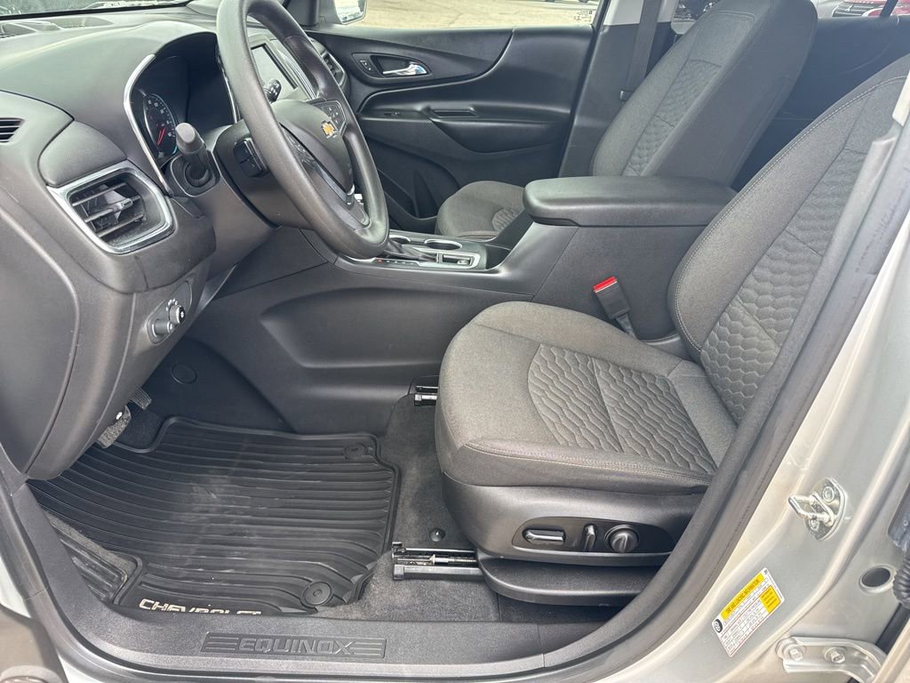 Used 2020 Chevrolet Equinox LT image 22