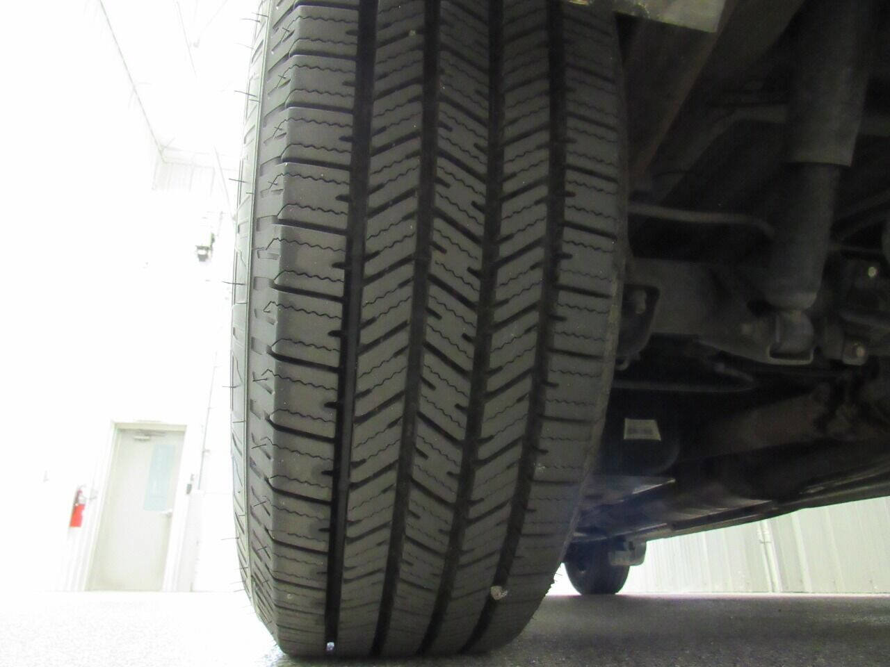 Used 2017 Nissan NV 3500 SV w/ Technology Package image 25