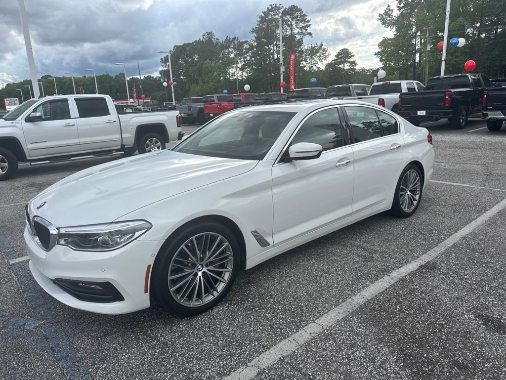 Used 2018 BMW 540i RWD image 2