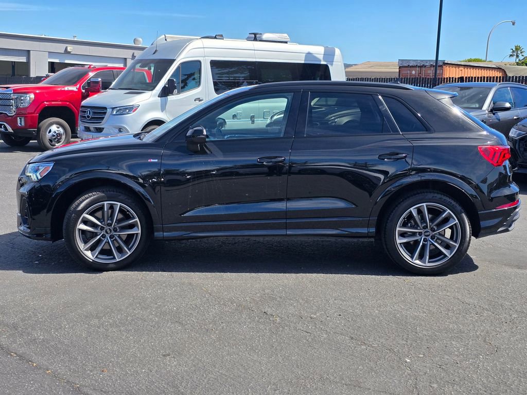 Used 2025 Audi Q3 2.0T Premium w/ Convenience Package image 35