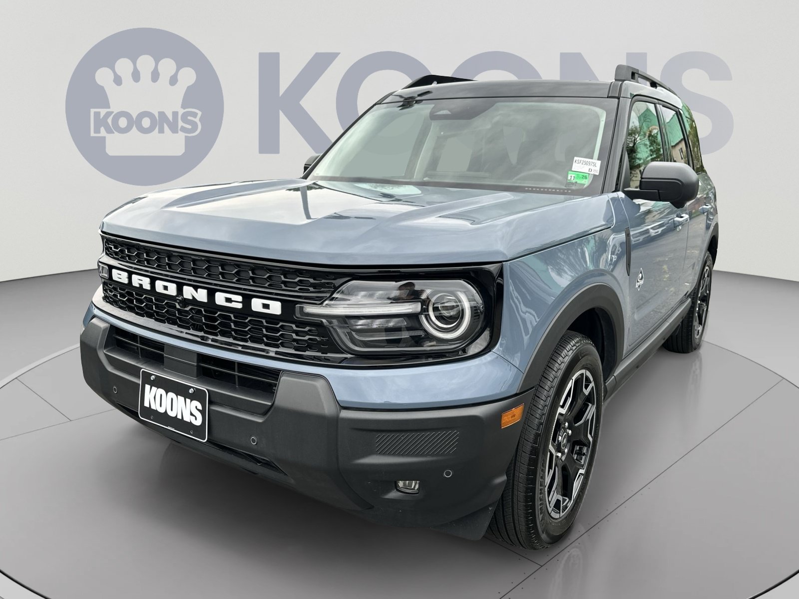 Certified 2025 Ford Bronco Sport Outer Banks w/ Outer Banks Tech Package+ AWD/4WD image 1