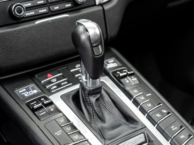 Used 2017 Porsche Macan image 22