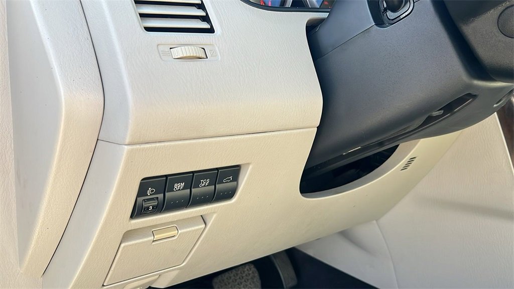 Used 2012 MAZDA CX-9 Grand Touring w/ Moonroof & Bose Audio Pkg image 12