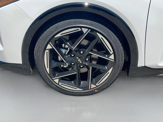 New 2026 Kia K4 GT-Line FWD image 30