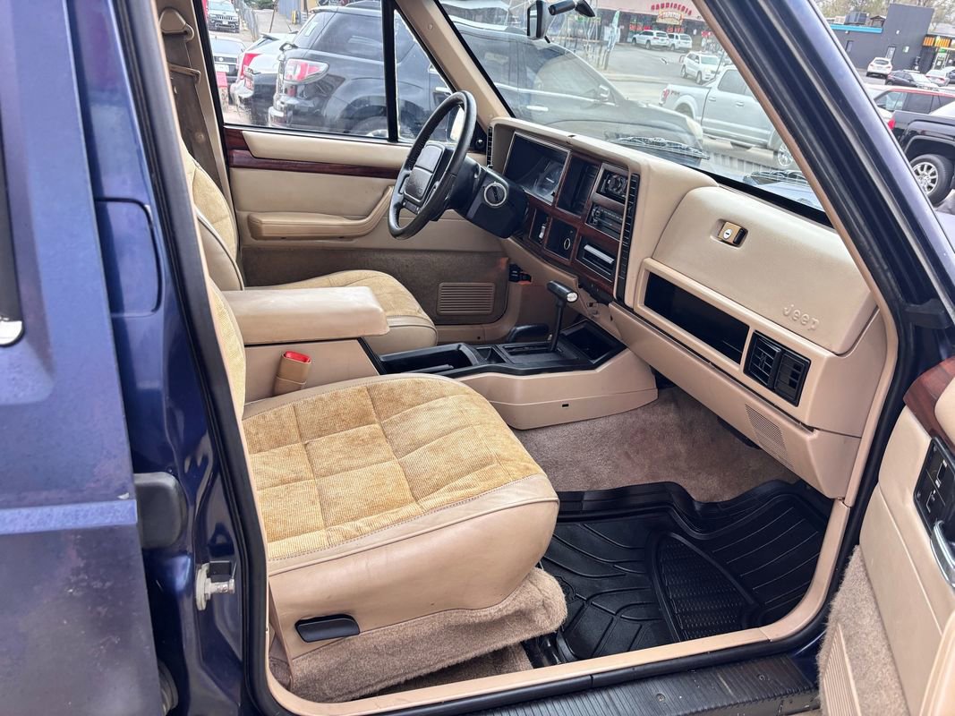 Used 1996 Jeep Cherokee Country image 37