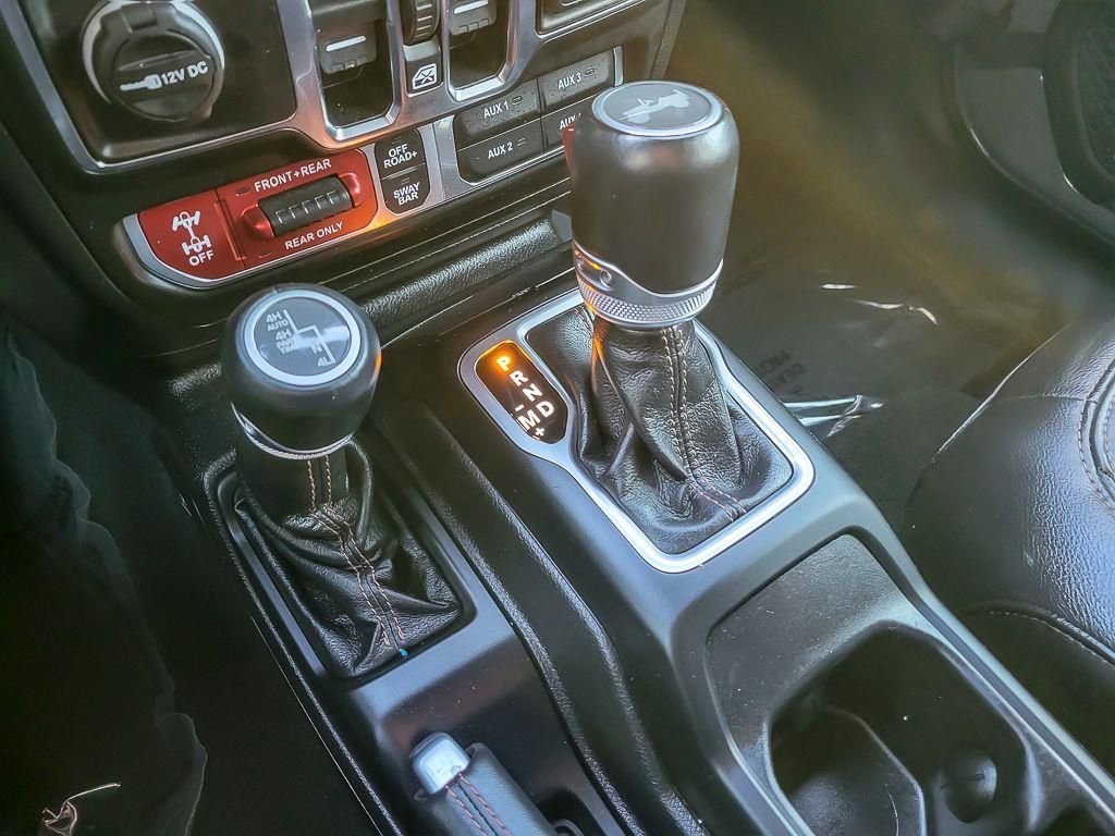 Used 2022 Jeep Wrangler Unlimited Rubicon w/ Trailer Tow Package image 16