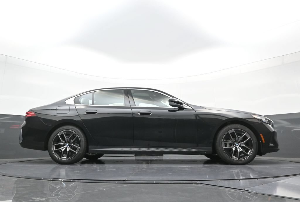 New 2027 BMW 530i xDrive AWD/4WD image 29