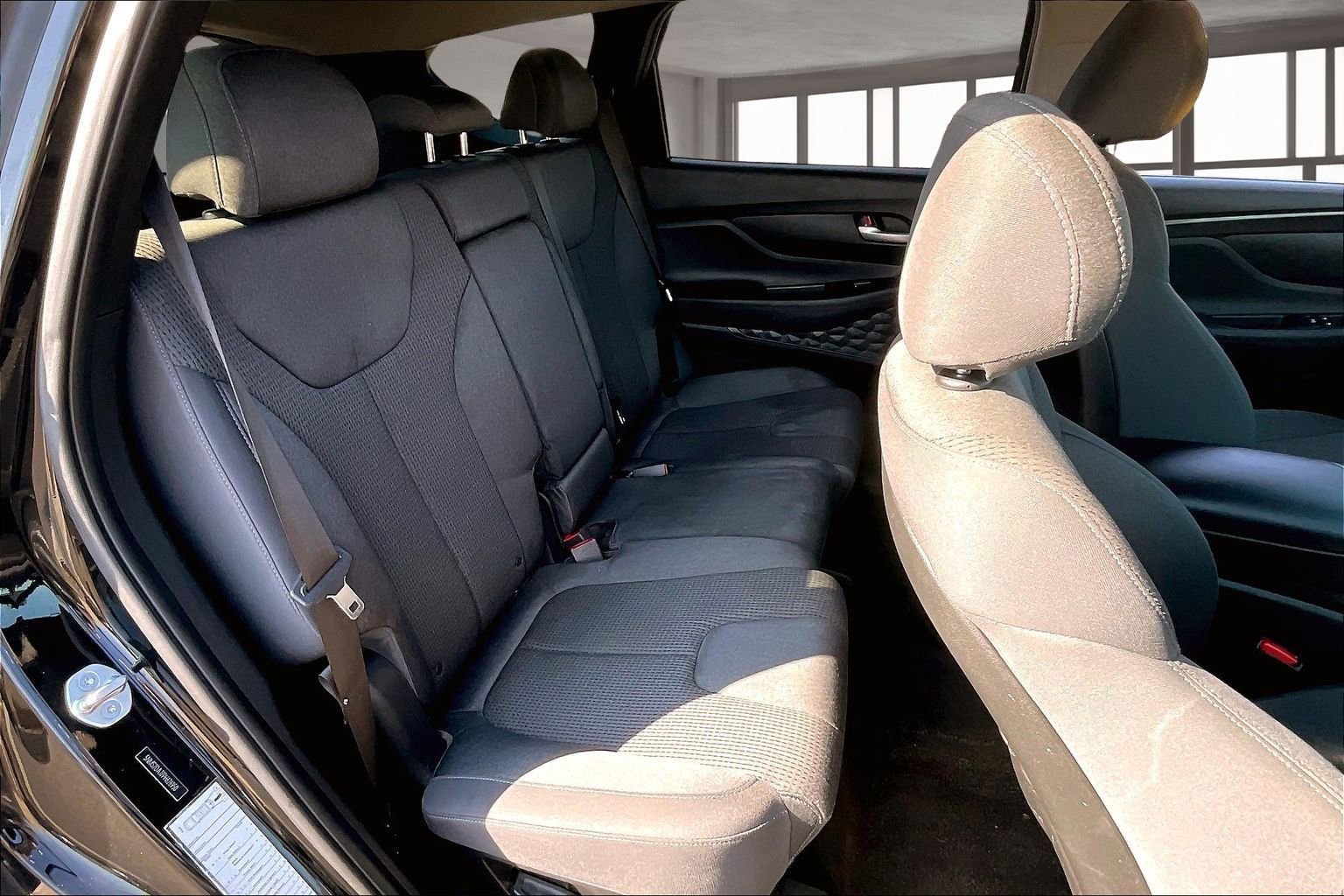 Used 2023 Hyundai Santa Fe SEL image 25