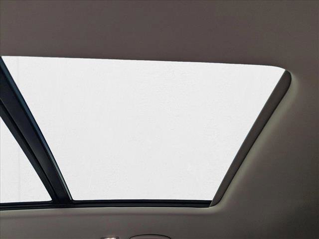 New 2025 Volkswagen Atlas SEL image 18