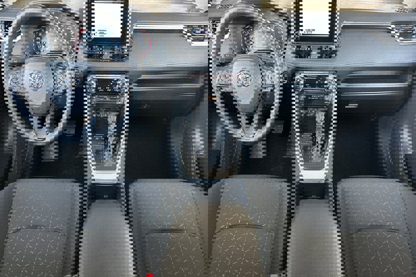 New 2025 Toyota RAV4 XLE image 16