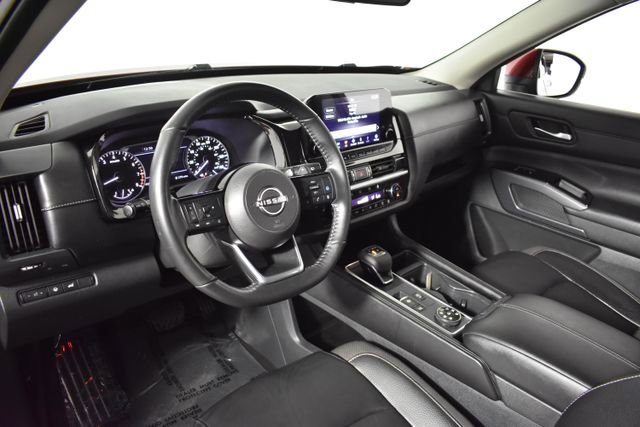 Certified 2023 Nissan Pathfinder SL w/ Lighting Package (N92) AWD/4WD image 13