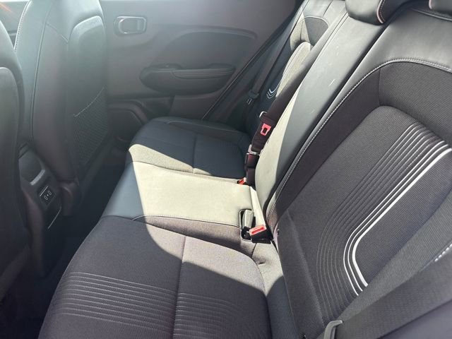 Used 2024 Hyundai Venue Limited image 17