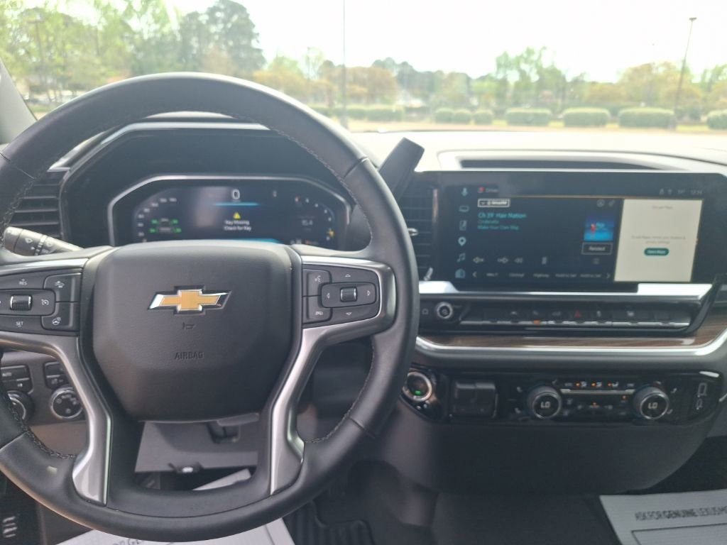 Certified 2026 Chevrolet Silverado 1500 LT image 4