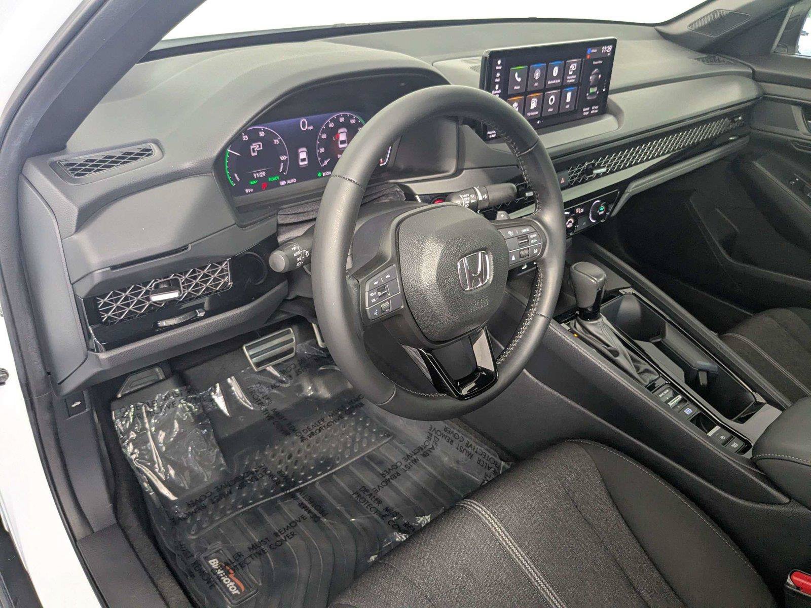 Used 2023 Honda Accord Sport image 11