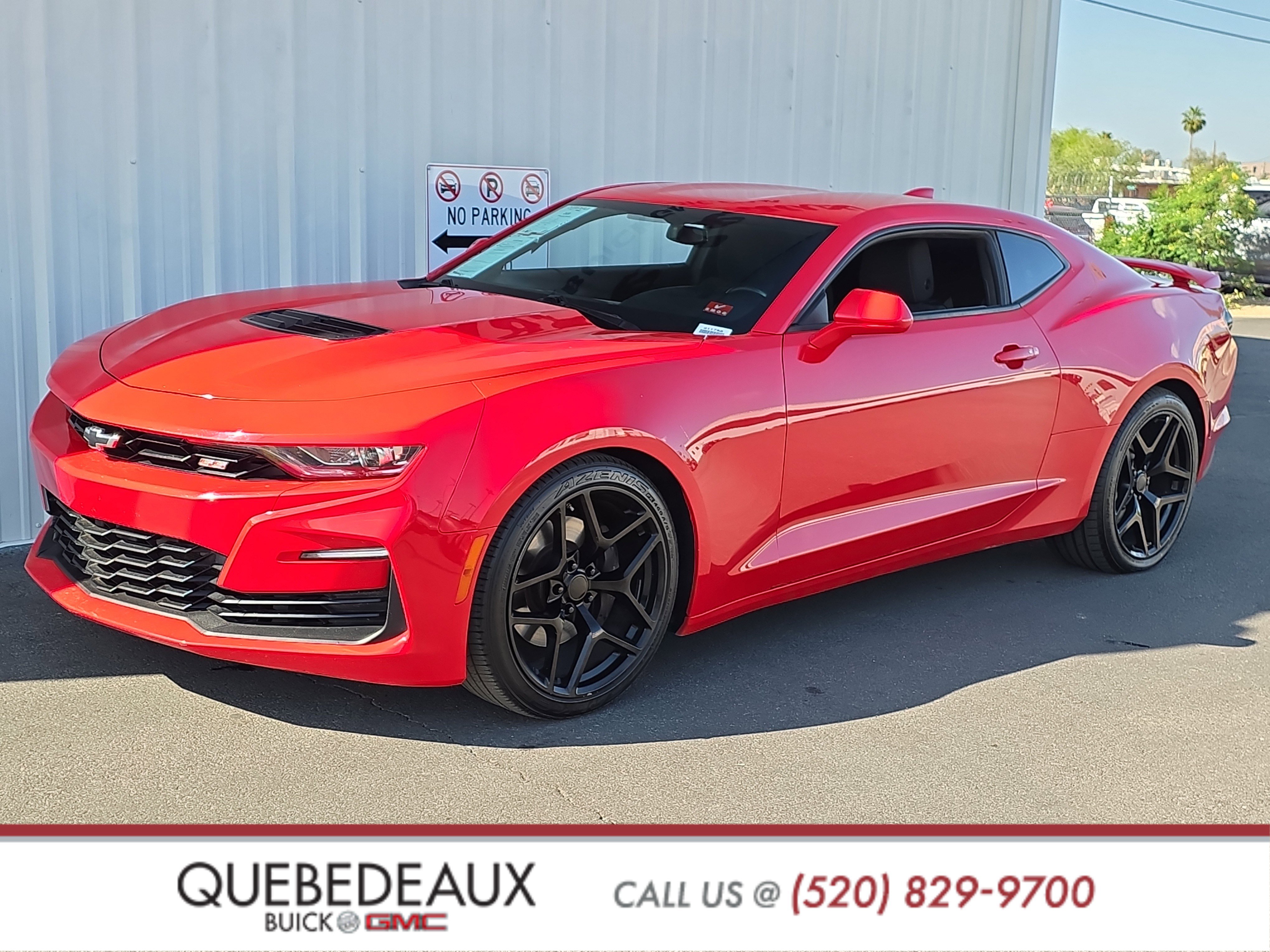 Used 2020 Chevrolet Camaro SS RWD image 3