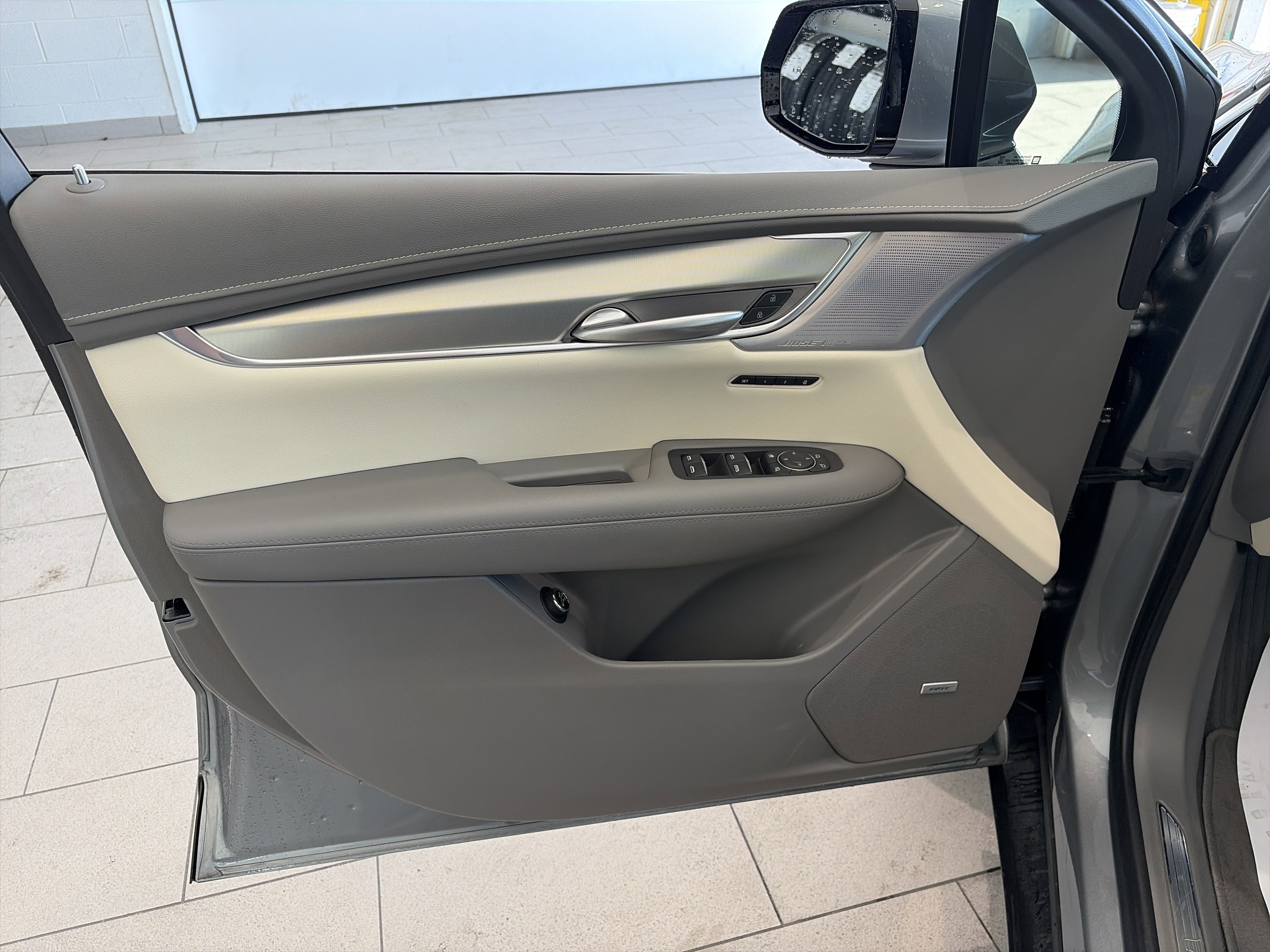 Used 2023 Cadillac XT5 Premium Luxury w/ Technology Package FWD image 14
