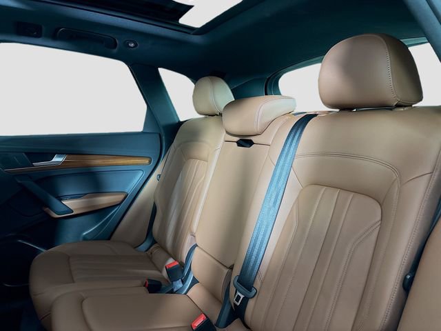 Used 2022 Audi Q5 2.0T Premium image 26