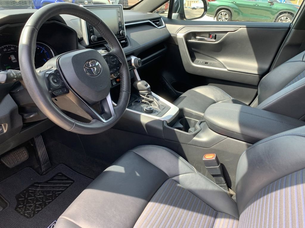 Used 2020 Toyota RAV4 XSE w/ XSE Grade Weather Package image 11