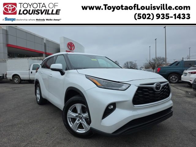 Certified 2024 Toyota Highlander LE image 1