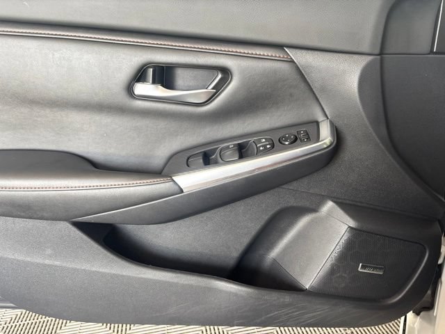 Used 2022 Nissan Sentra SR w/ SR Premium Package FWD image 17