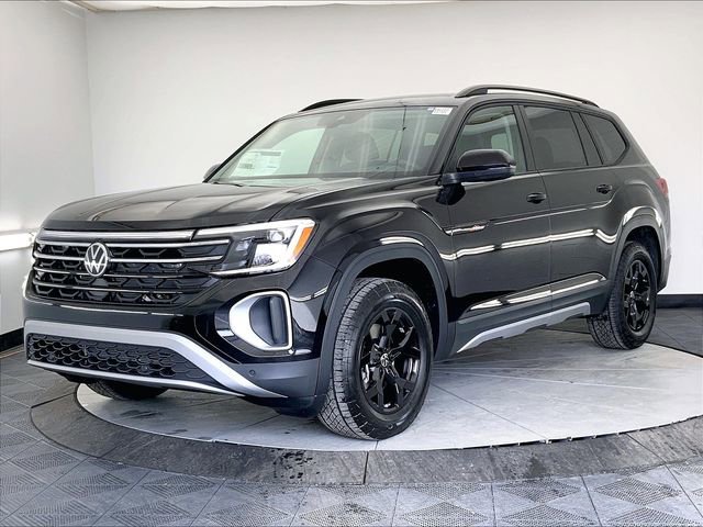 New 2026 Volkswagen Atlas Peak Edition