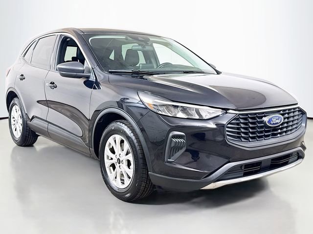 Used 2024 Ford Escape Active image 3