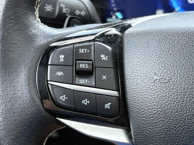 Used 2023 Ford Explorer ST w/ Equipment Group 401A AWD/4WD image 21
