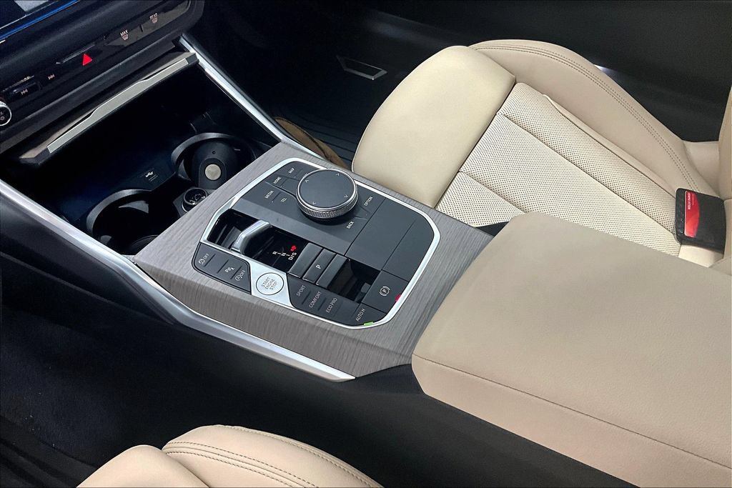 New 2025 BMW 230i Coupe w/ Premium Package RWD image 10