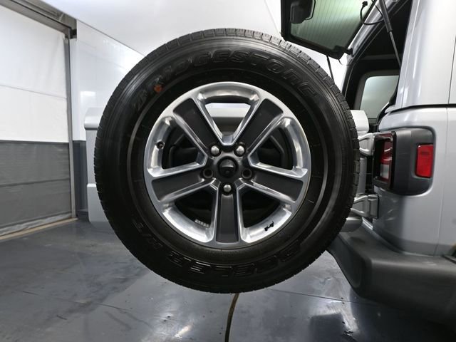 Used 2023 Jeep Wrangler Altitude image 17