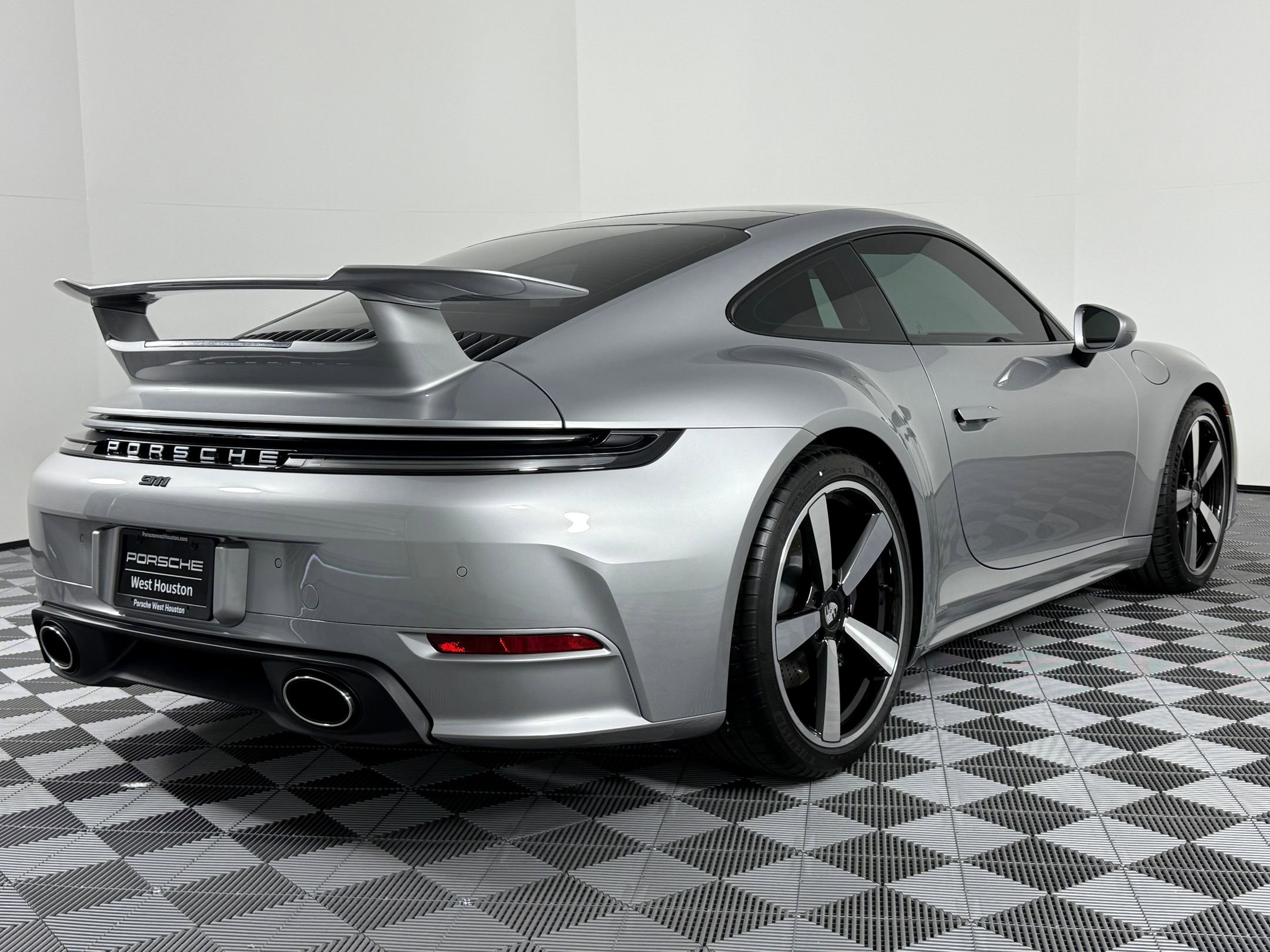 New 2026 Porsche 911 Carrera image 9