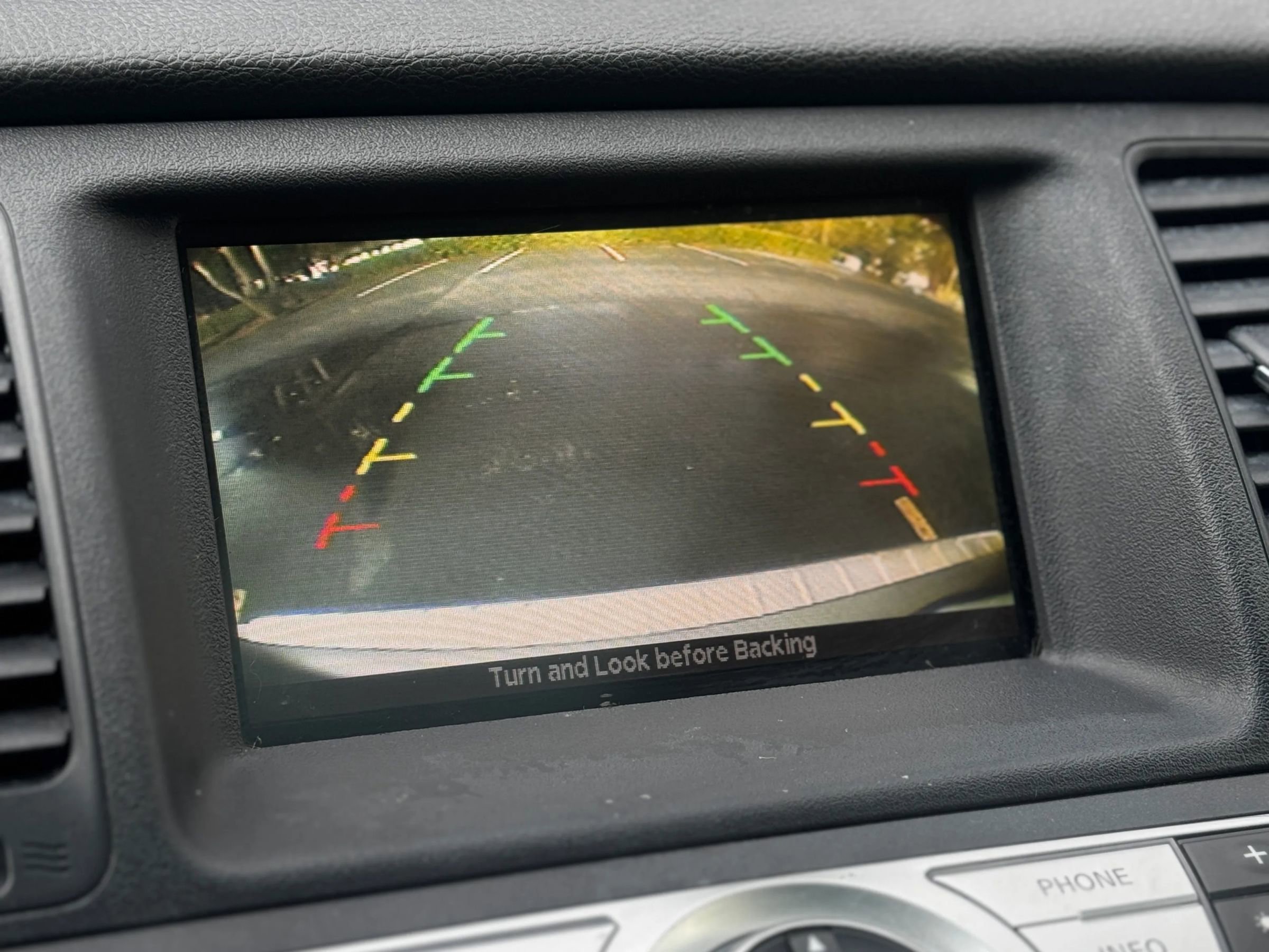 Used 2010 Nissan Murano LE w/ Navigation Pkg image 19