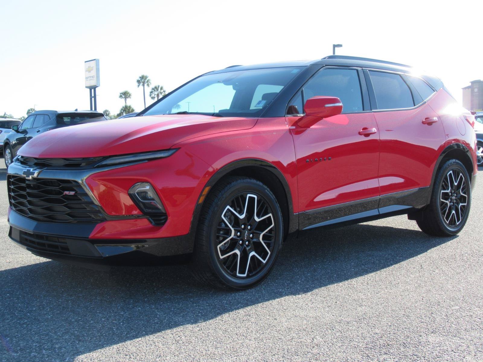 Used 2023 Chevrolet Blazer RS w/ Driver Confidence II Package FWD image 3
