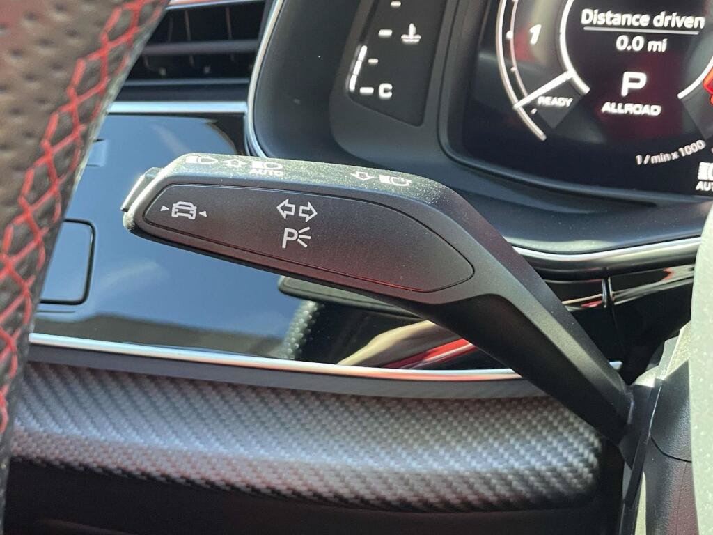Used 2022 Audi RS Q8 AWD/4WD image 34